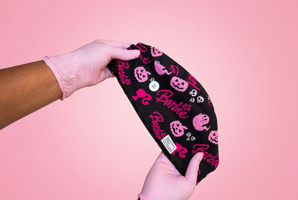 Spooky Barbie - skull